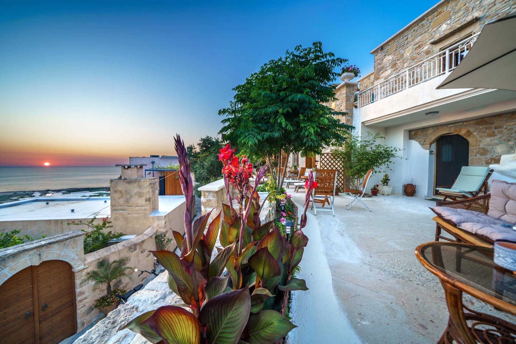 Mary'S Stone House Apartment ฟาลาซาร์นา ภายนอก รูปภาพ